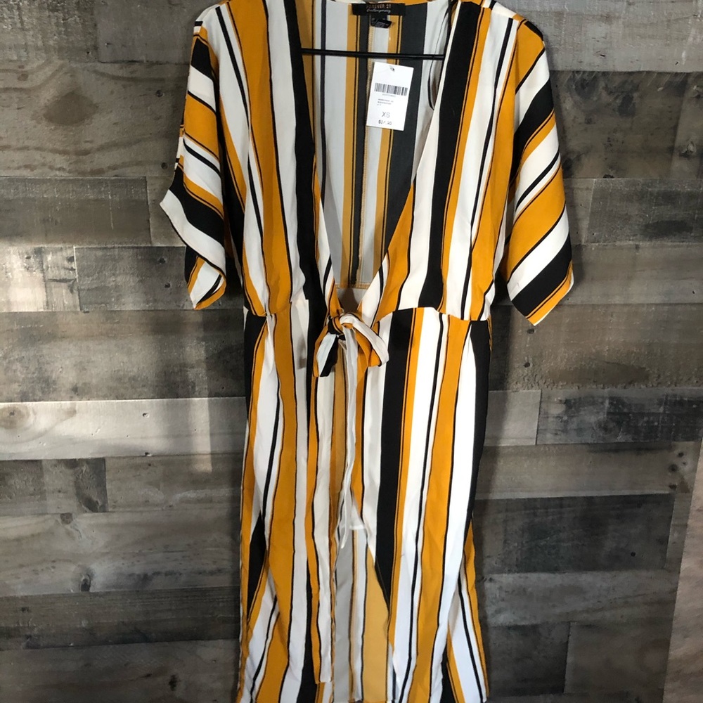 Never worn Forever 21 dress